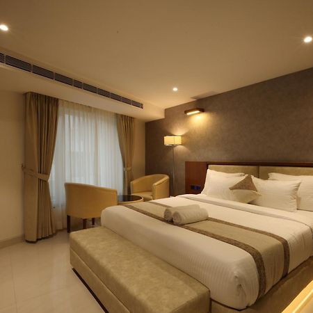 Royal Plaza Suites By Rak Rooms, Mangaluru Екстериор снимка