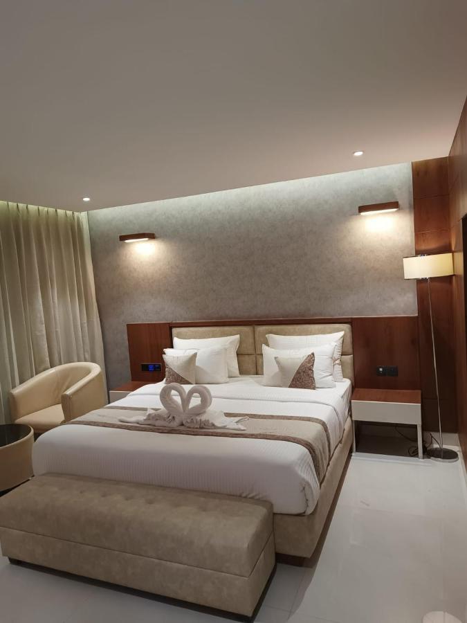 Royal Plaza Suites By Rak Rooms, Mangaluru Екстериор снимка
